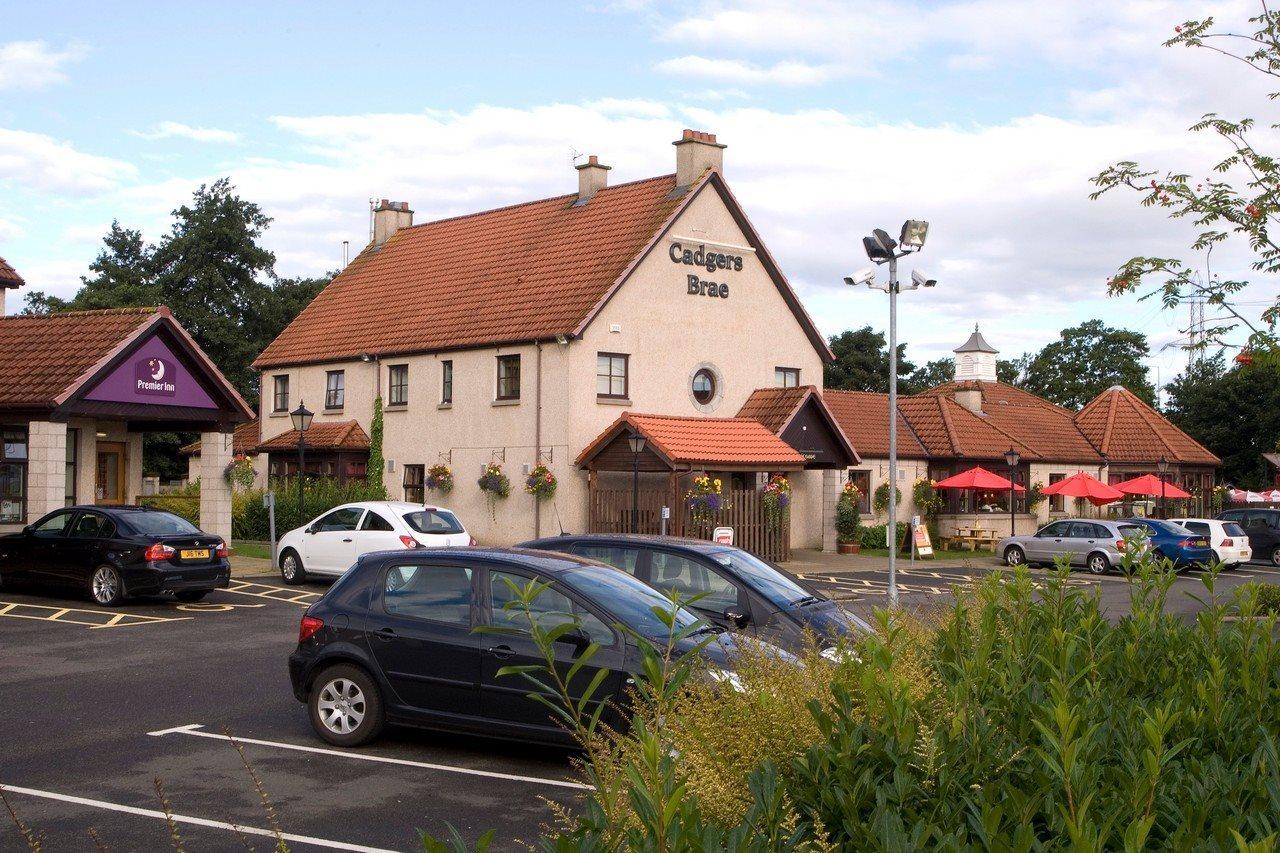 Premier Inn Falkirk East Exterior photo